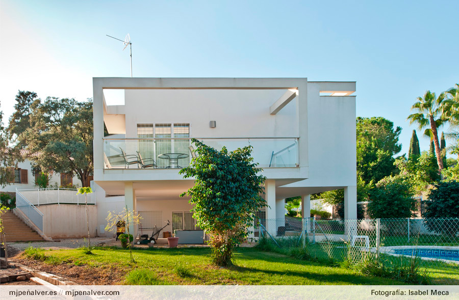 Paloma y Eduardo: Vivienda unifamiliar en Agridculce Paloma y Eduardo: Vivienda unifamiliar en Agridculce