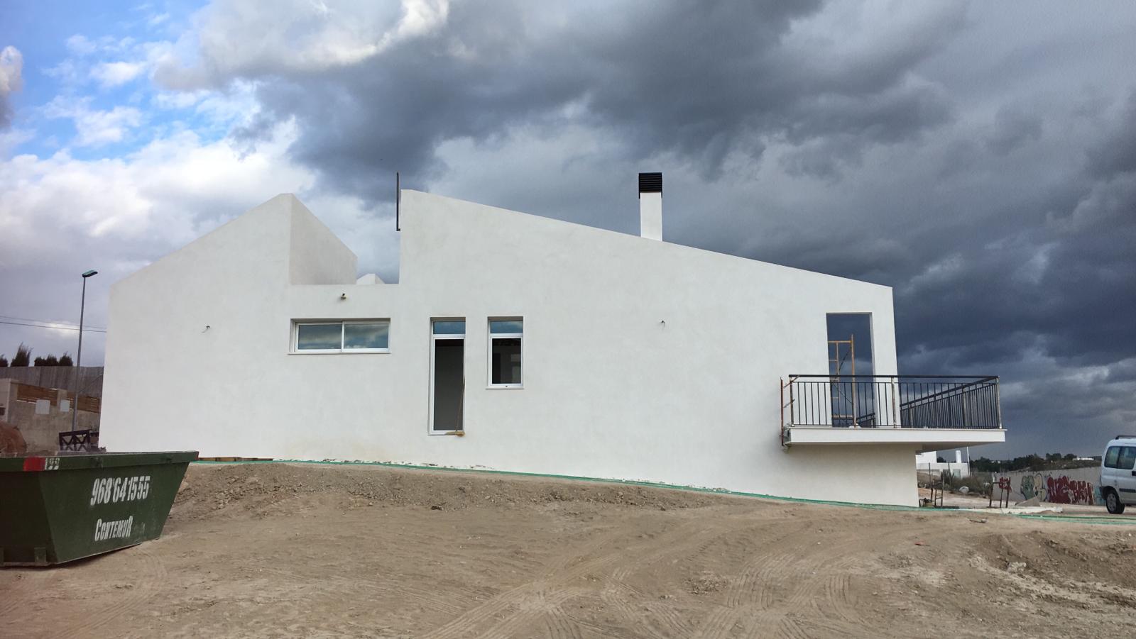 AVANZANDO EN LAS OBRAS DE LAURA AVANZANDO EN LAS OBRAS DE LAURA